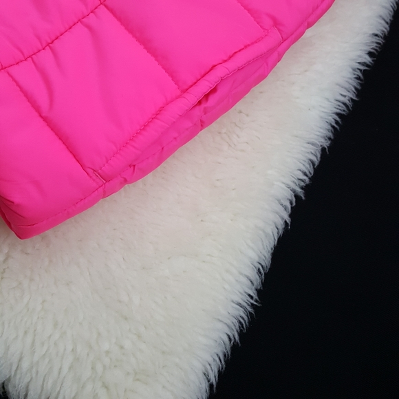 Puma Full Zip Puffer Vest Sz Medium - Picture 3 of 13